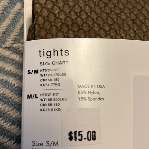 HUE Tights - Size S/M - Sheer Net - Picture 3 of 5